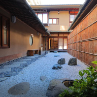 An inner garden with the taste of Japan